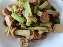 -莲餐厅·湖北菜·潜江小龙虾店(愚园路店)