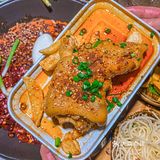 最近风特别大的陶婆婆火锅 听说是地地道道的重庆火锅