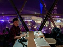 -东方明珠·空中旋转餐厅