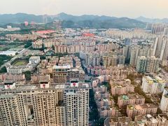 -景月阁空中食府(希尔顿酒店)
