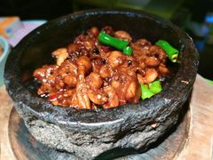 石锅杭椒牛蛙-桂满陇-十里风荷(合生汇店)