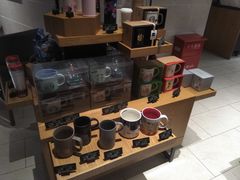 零售区-星巴克(新达汇三林店)