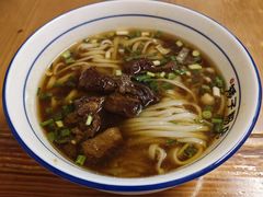 -矮子粉店1985·长沙米粉(湘春路店)