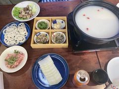 -牛牛和牛海鲜粥底火锅(长虹国际城店)