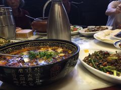 -蔼若春.传承三十年云南菜(金碧公园店)