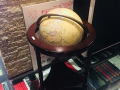 -钟书阁(松江泰晤士小镇店)