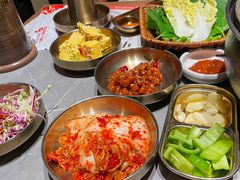 -草家酱蟹炭火烤肉店(珲春南路一店)