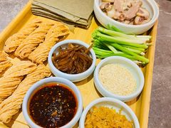 -闫府私房菜·百年鲁菜(恒隆店)