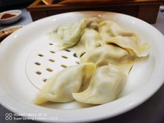 -东北四季饺子王(华山路店)