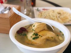 农家草鸡汤-七的湖·晚芳亭·阳澄湖农家菜·大闸蟹(莲花岛店)