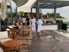 -瑰丽酒店·海吧·天际下午茶·现场DJ·天台酒吧