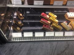 -布歌东京(金融街购物中心店)