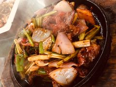 铁板黑椒牛肉-米岗农庄