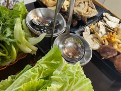 -蘑统田下·野生菌火锅