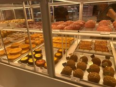-好利来(上海长宁龙之梦店)