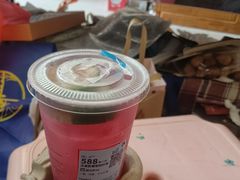 -瑞幸咖啡(田贝地铁站D出入口店)