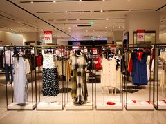 店内环境-ZARA(红谷滩万达店)