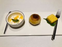 鲜肉月饼-Yan Ting 宴庭中餐厅(上海静安瑞吉酒店)