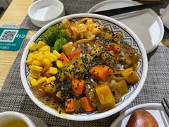 咖喱牛肉饭-井梧町日式料理(万达店)