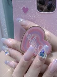 -孔雀手美甲美睫护理