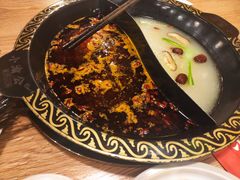 -小渝公重庆卤味火锅(临沂店)