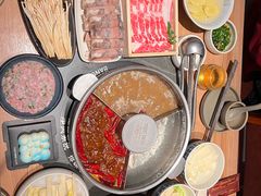 -巴奴毛肚火锅(龙湖锦艺城店)