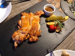 -喜洲吧·江畔老船厂·庭院餐厅(喜临院店)