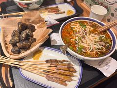 -云阿蛮云南生烫牛肉米线(奉贤路店)