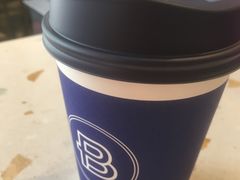 拿铁-巴黎贝甜(阳光上东店)