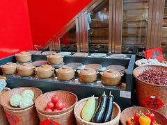 -黛遇·黛瓦宴花园餐厅