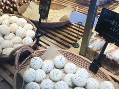 -啊噗吐呦现场烘焙(麦凯乐店)