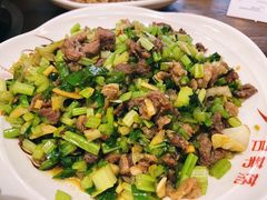 彝风辣牛碎-芦苇荡·酸汤鱼(回龙观店)