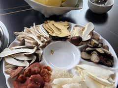 -野菌皇海景野生菌火锅(滨海大道店)