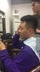 -镁连社·美联社