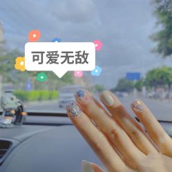 -悦指间美甲美睫