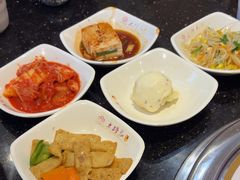 -木槿花韩式炭烤·熟成肉工坊(孙文东路店)