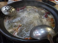 -濠轩阁特色生蚝火锅(水湾路店)