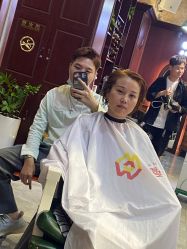 -十六番发型师事务所