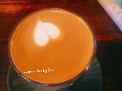 澳白-老麦咖啡馆·TheCottageCafe(静安寺店)