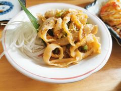 开胃前菜麻辣裙边-村上一屋·亚洲菜融合小馆(南楼店)