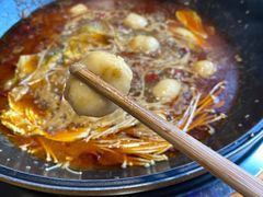 黄辣丁鲜鱼锅-小小河边鱼(天润城店)