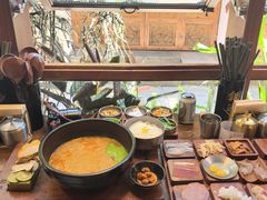 -银米·云南传统过桥米线(双廊黑金冠店)