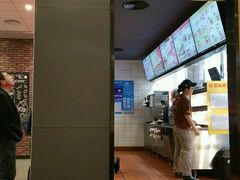 -汉堡王(大连柏威年餐厅店)