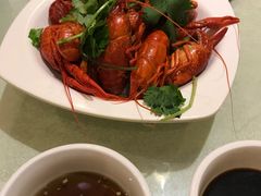 白灼龙虾-鲁小三·大骨自助(金山总店)