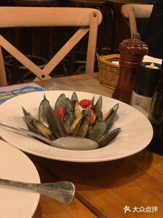 La Vite意大利餐厅酒馆(乌鲁木齐店)白酒烩法国青口图片