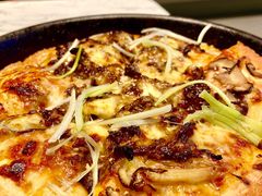 炙烤澳洲牛肉比萨（大方薄底）-必胜客(新辰里酒仙桥店)
