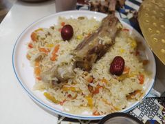 羊肉抓饭-阿拉丁新疆风味餐厅·清真(罗廊巷店)