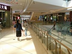 -LuOne凯德晶萃广场(徐家汇路店)