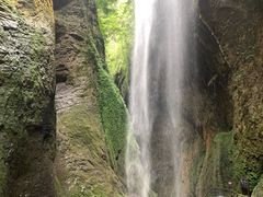 -龙水峡地缝景区
