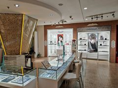 -巴黎三城(百联南方购物中心店)